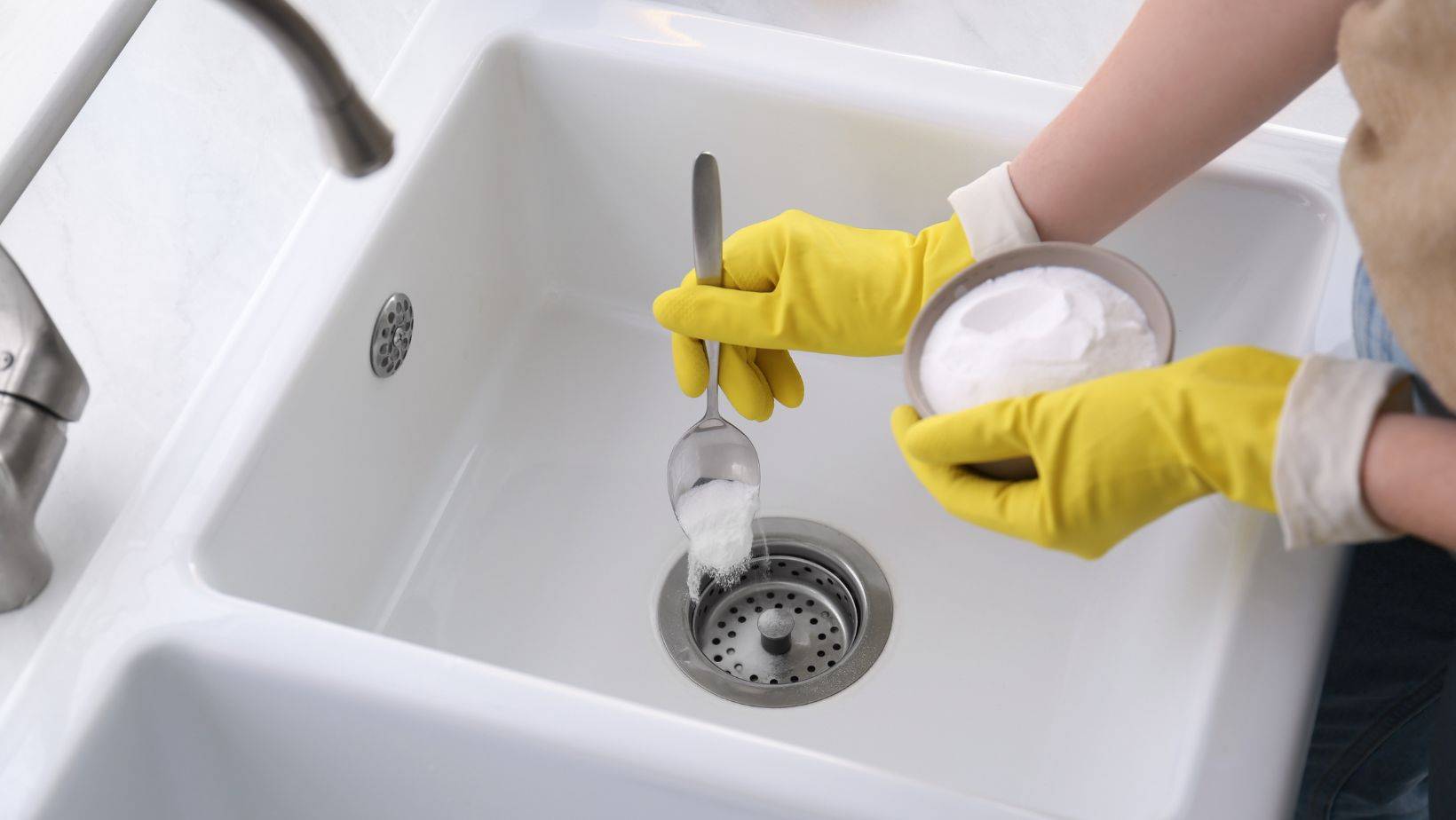 Tips for Safe and Efficient Bathroom Drain Cleaning